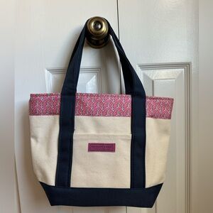 Vineyard Vines Mini Tote NWT